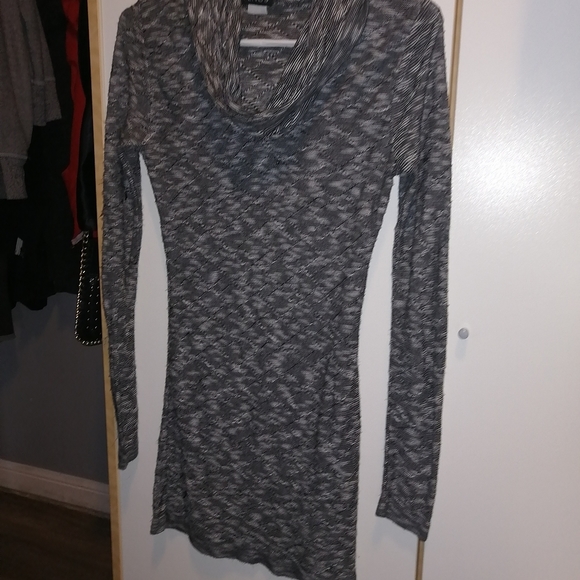 Grey soft cowl neck sweater dress - Picture 4 of 8